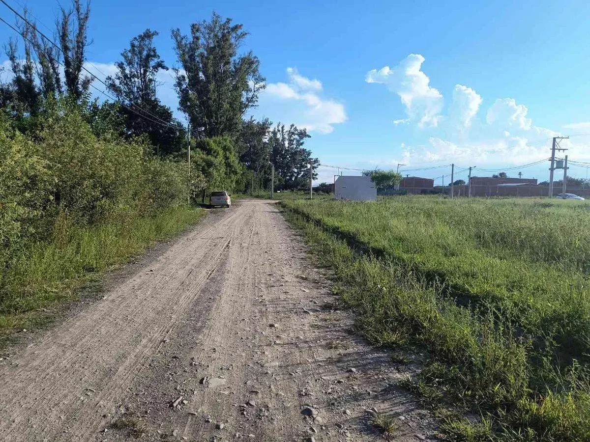 TERRENO VENTA LOTEO BUEN CLIMA ATOCHA ZONA OESTE 2