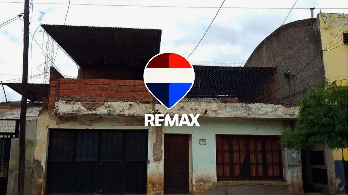 CASA EN VENTA DE 2 DORMITORIOS EN VILLA MONICA 3