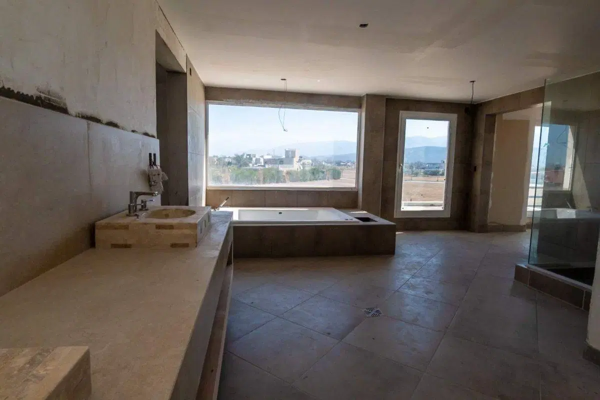 CASA 3 DORM VENTA EL AYBAL ZONA SUR SALTA 5