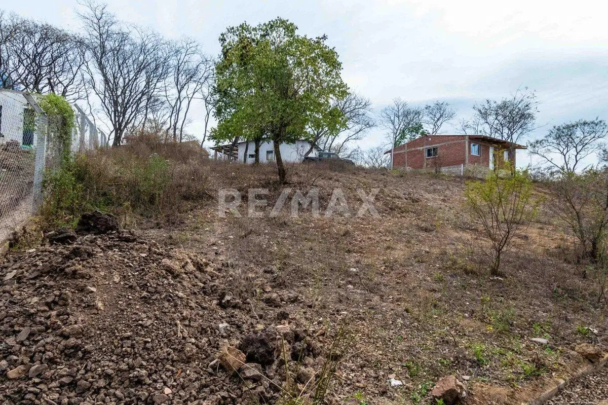 TERRENO VENTA LARES DE LA INMACULADA VAQUEROS 3