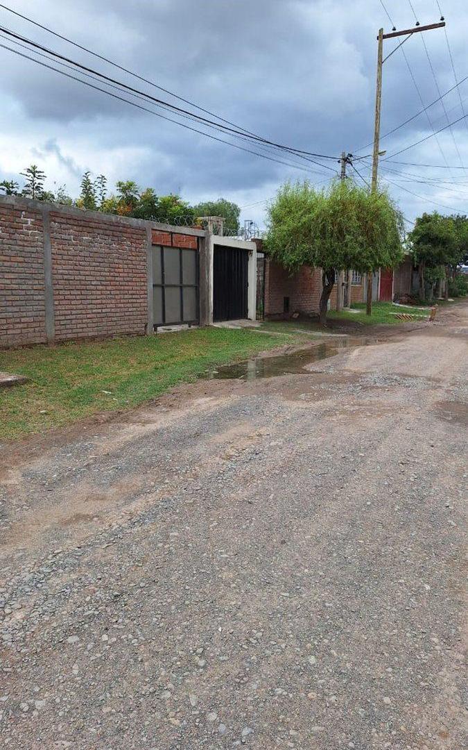 CASA VENTA B° SCALABRINI ORTIZ ZONA ESTE 2 DORM