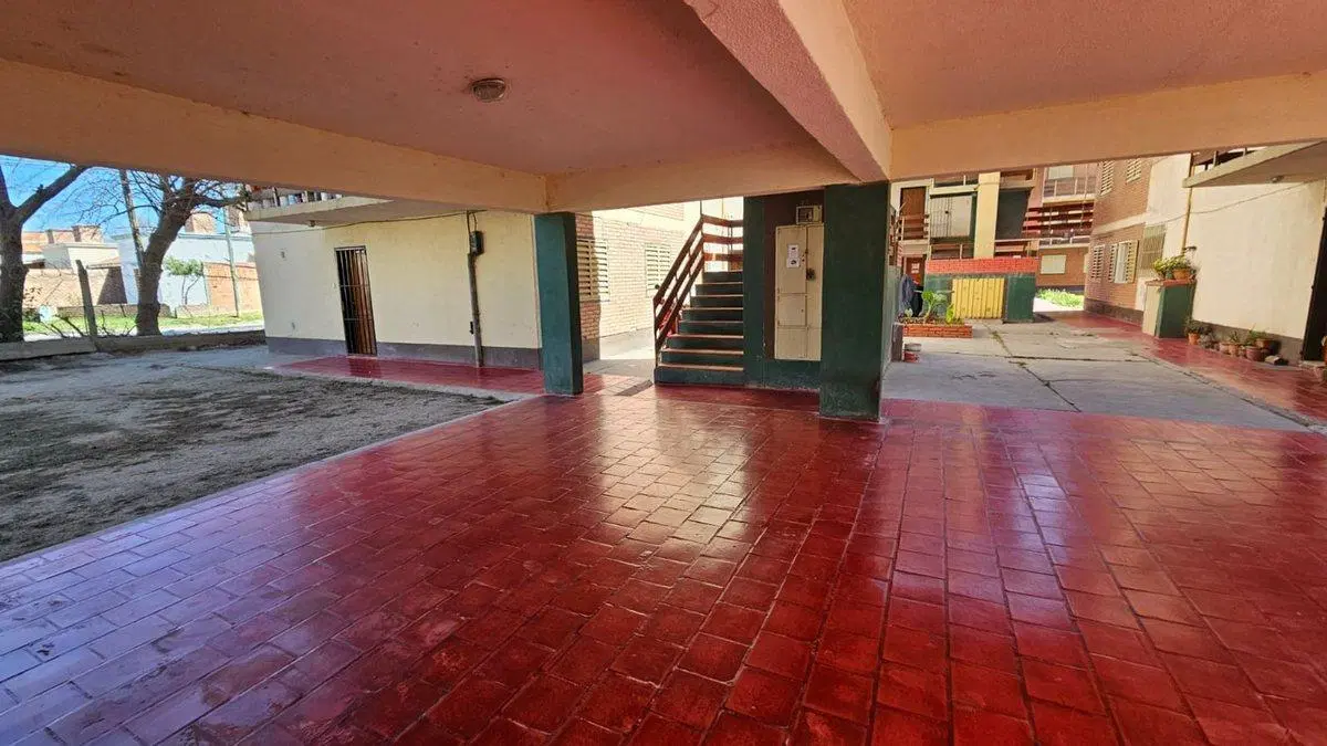 DEPARTAMENTO ALQUILER B INTERSINDICAL 2 DORM 4