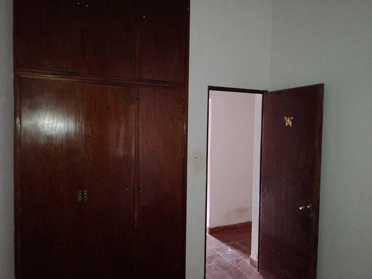 CASA VENTA MAS LOCAL SANTA ANA I 4 DORMITORIOS 5