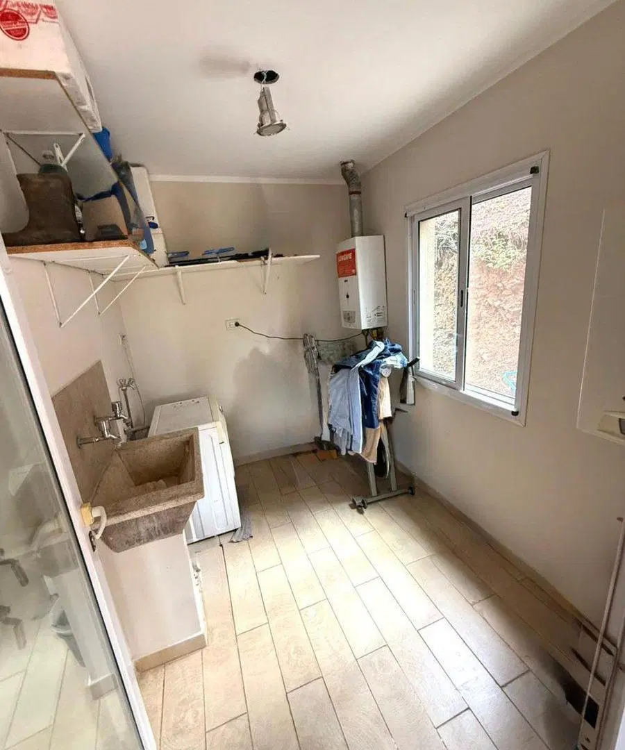 CASA 3 DORMITORIOS VENTA LA LUNCIDA ACCESO NORTE 4