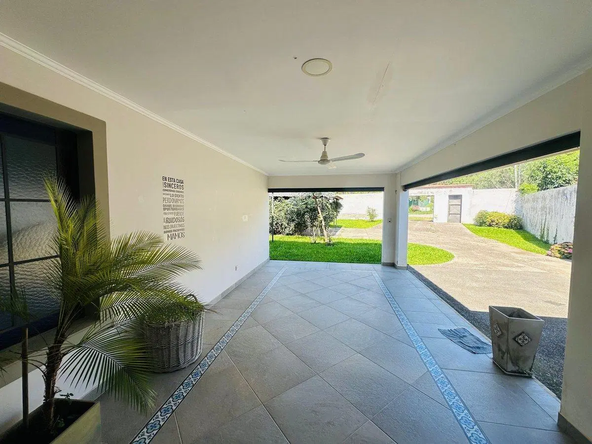 CASA VENTA SAN LORENZO 3 DORMITORIOS 3