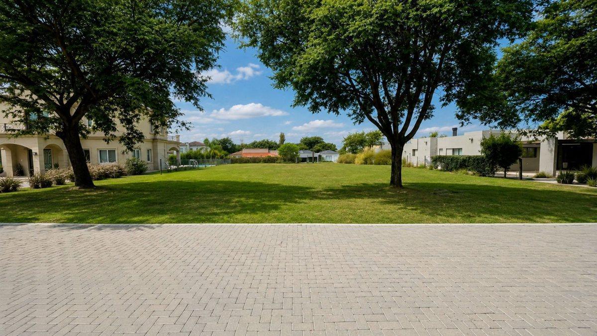 TERRENO VENTA PRADERAS DE SAN LORENZO 1615 M2