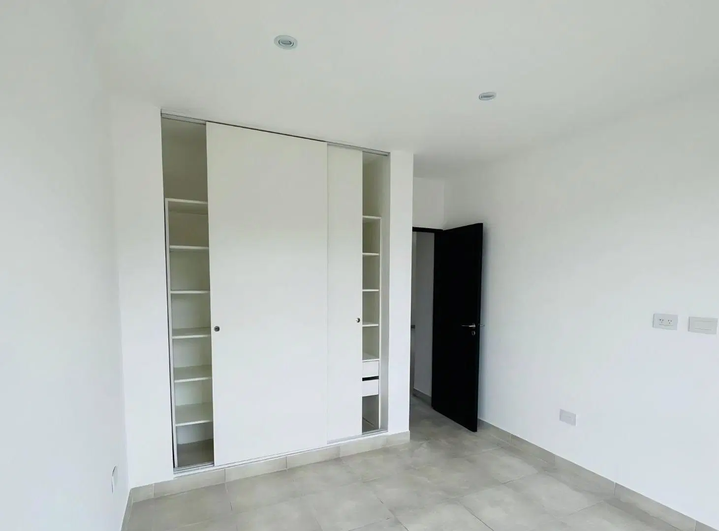 DEPARTAMENTO A ESTRENAR EN ALQUILER TRES CERRITOS 5