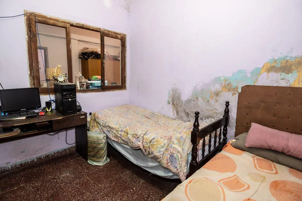 CASA MAS LOCAL VENTA MACROCENTRO ESQUINA 3