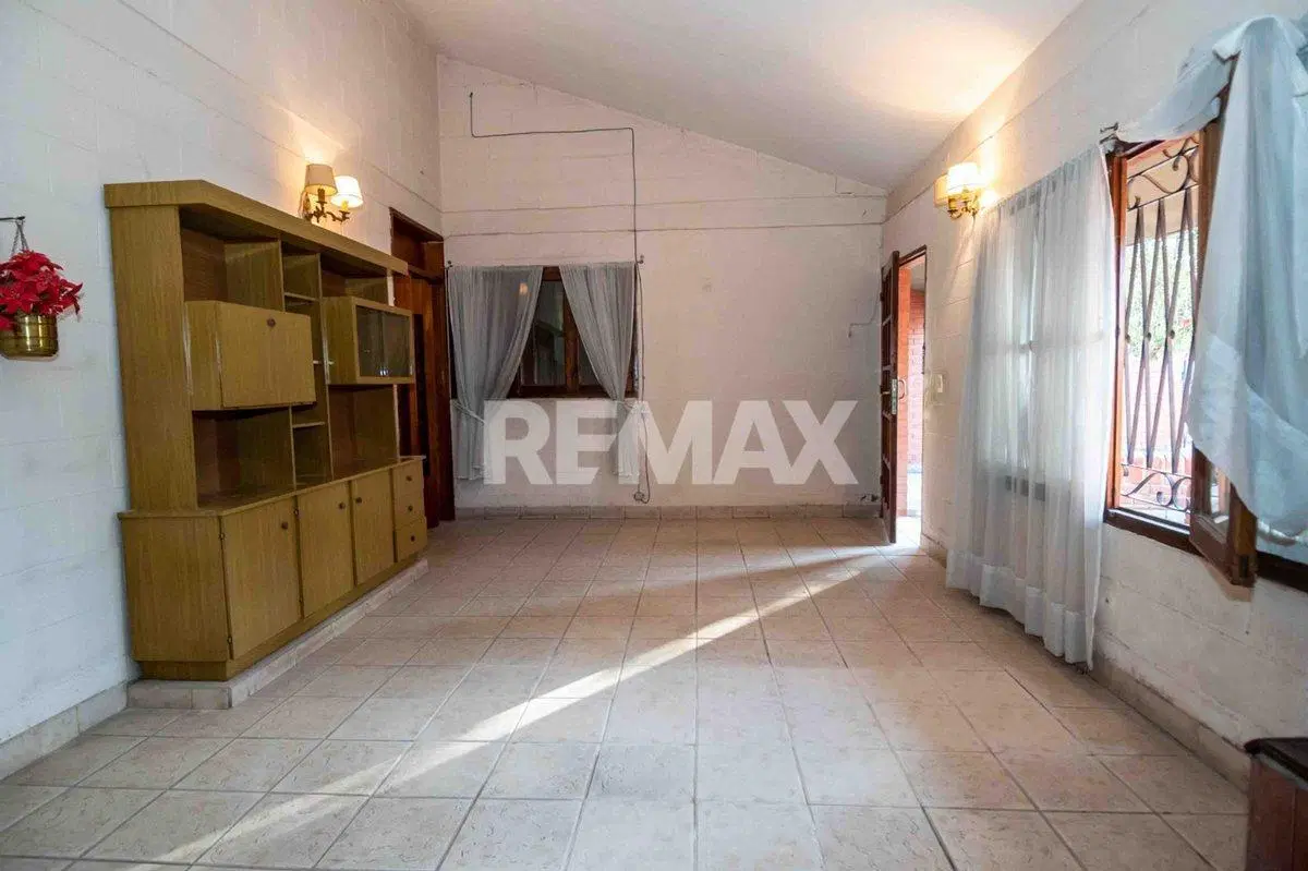 CASA VENTA B° INTERSINDICAL ZONA SUR APTO CREDITO 2