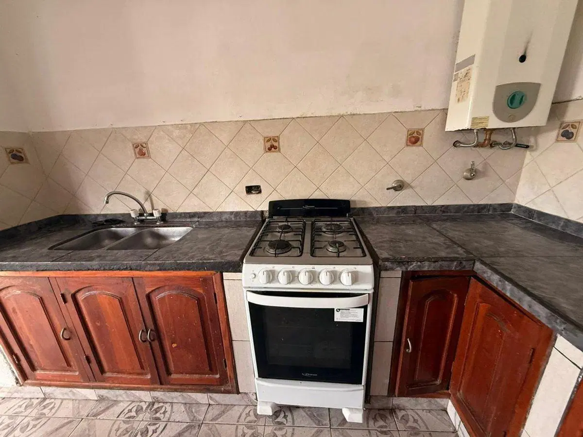 CASA ALQUILER B° MIGUEL ARAOZ ZONA SUR 3 DORM 5