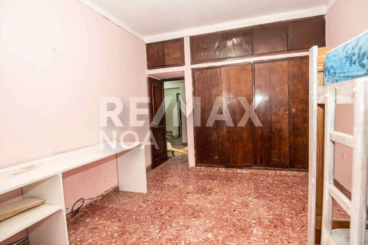 CASA 4 DORMITORIOS VENTA CON COCHERA MACROCENTRO 2
