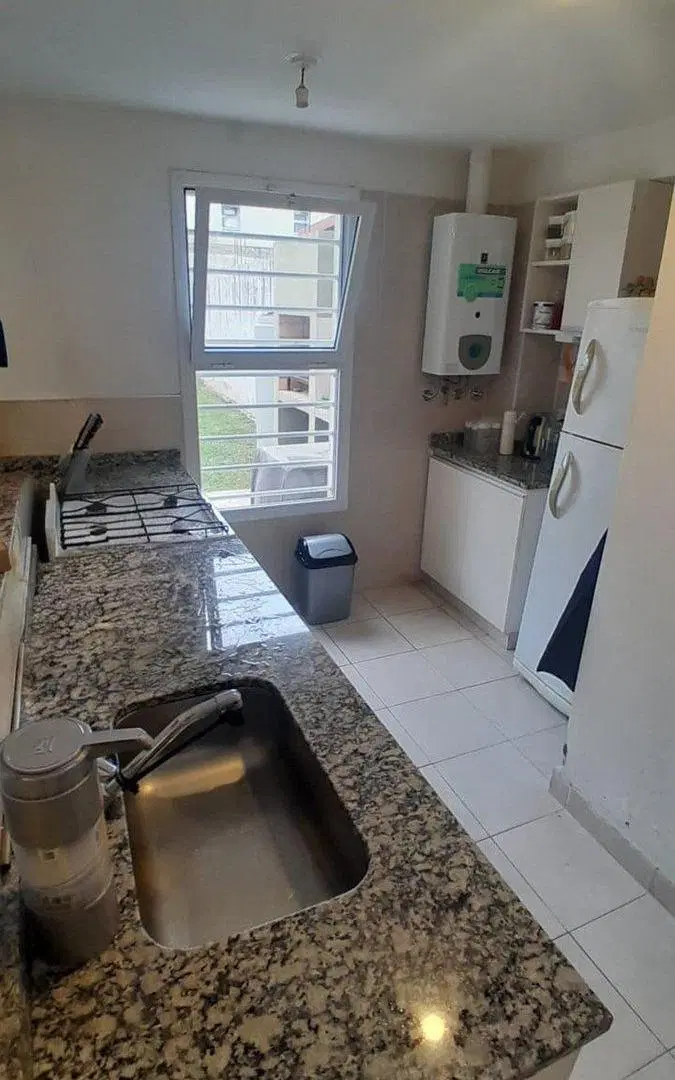DUPLEX ALQUILER GRAND BOURG CON COCHERA 2 DORM 4