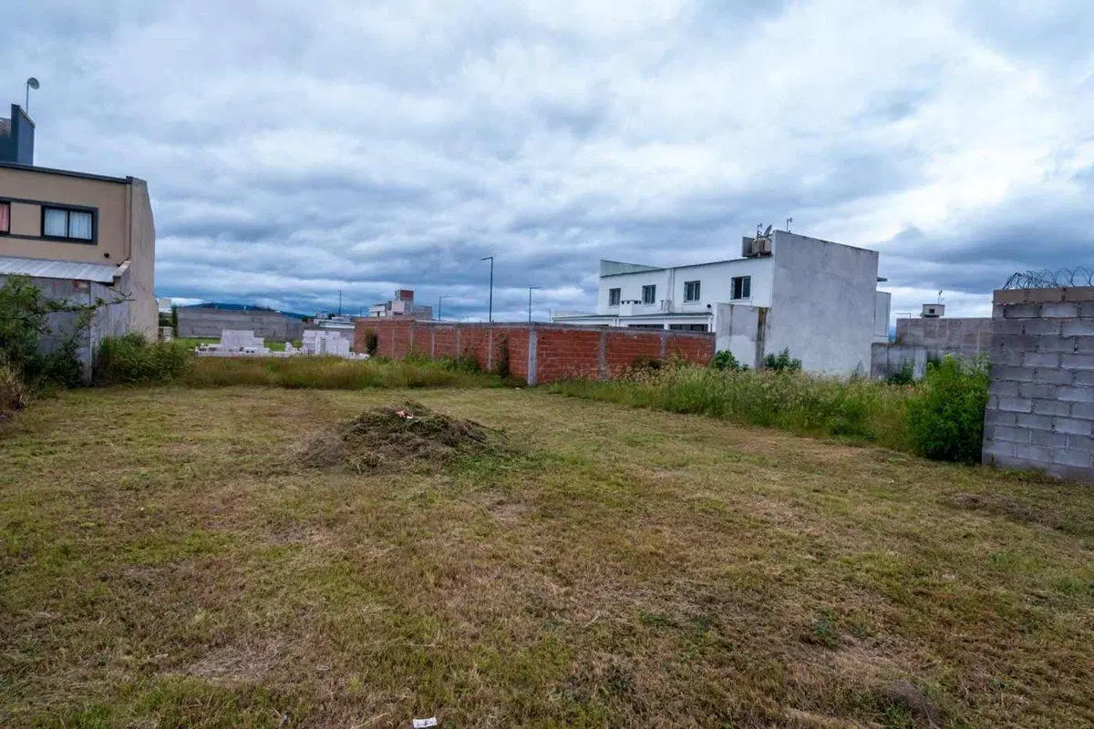 VENTA TERRENO VIA AURELIA PRIMERA ETAPA 324 m2 2