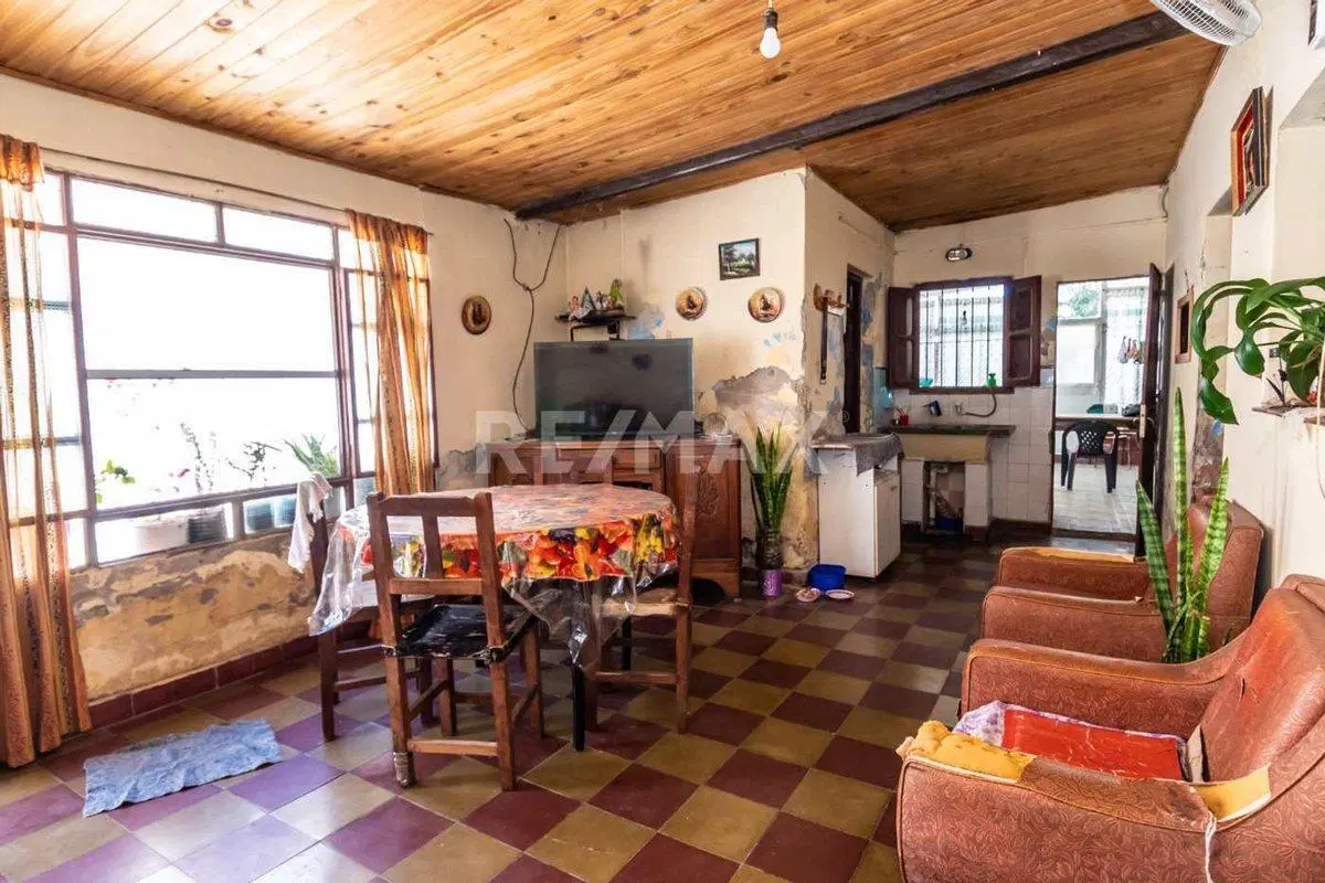 CASA 5 DORMITORIOS VENTA B° EL PILAR ZONA NORTE 4