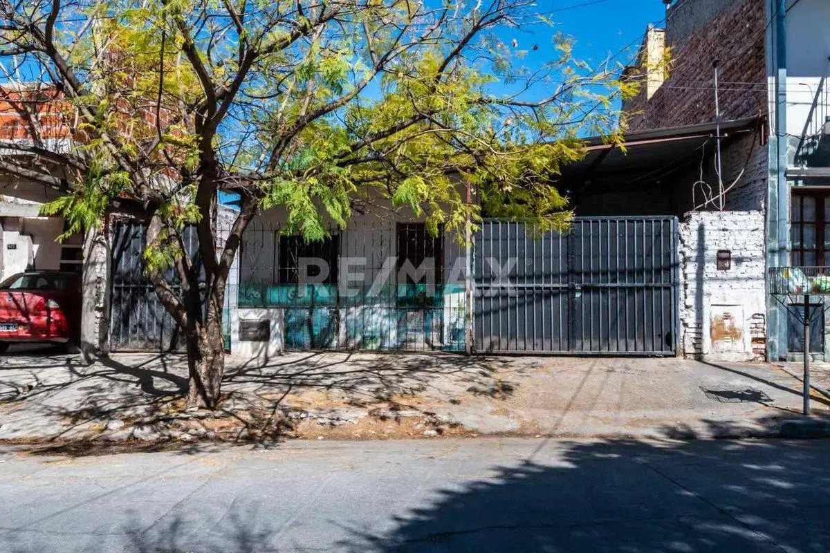CASA 5 DORMITORIOS VENTA B° EL PILAR ZONA NORTE 5