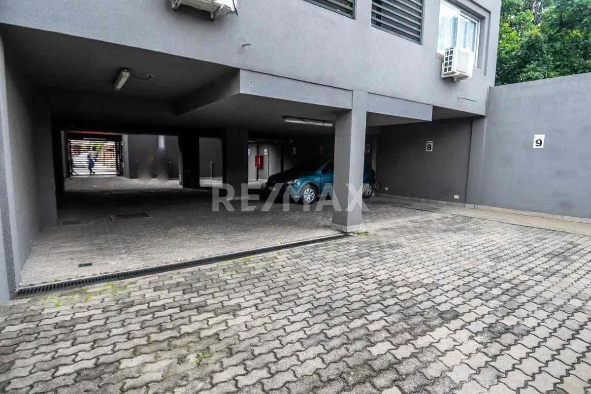 DEPARTAMENTO PISO  2 DORMITORIOS VENTA MACROCENTRO 5