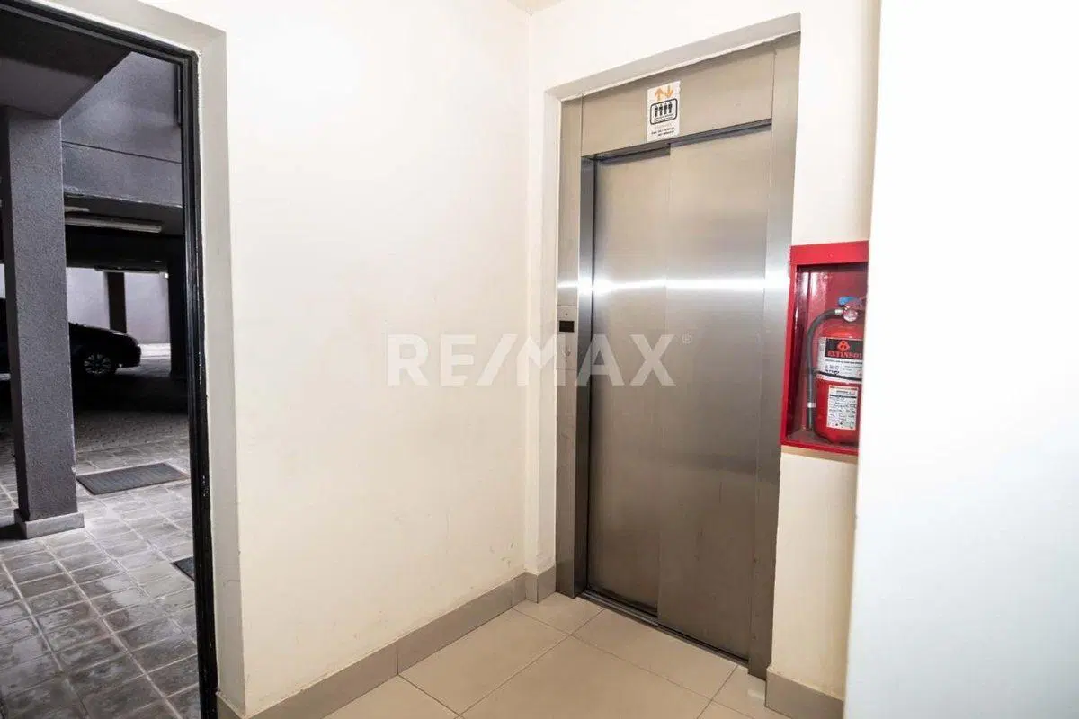 DEPARTAMENTO PISO  2 DORMITORIOS VENTA MACROCENTRO 3