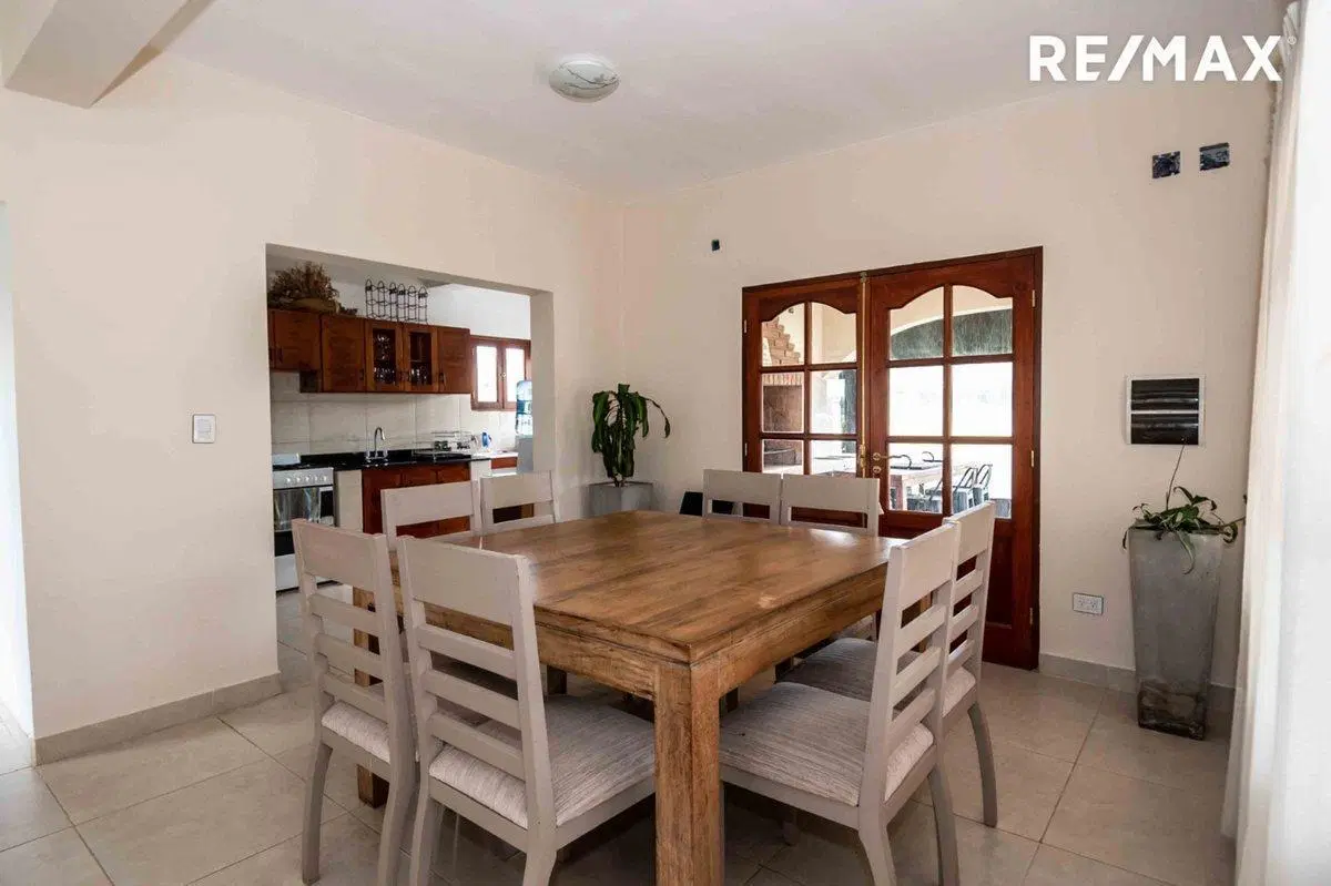 CASA 2 DORMITORIOS VENTA SAN LORENZO CHICO 4