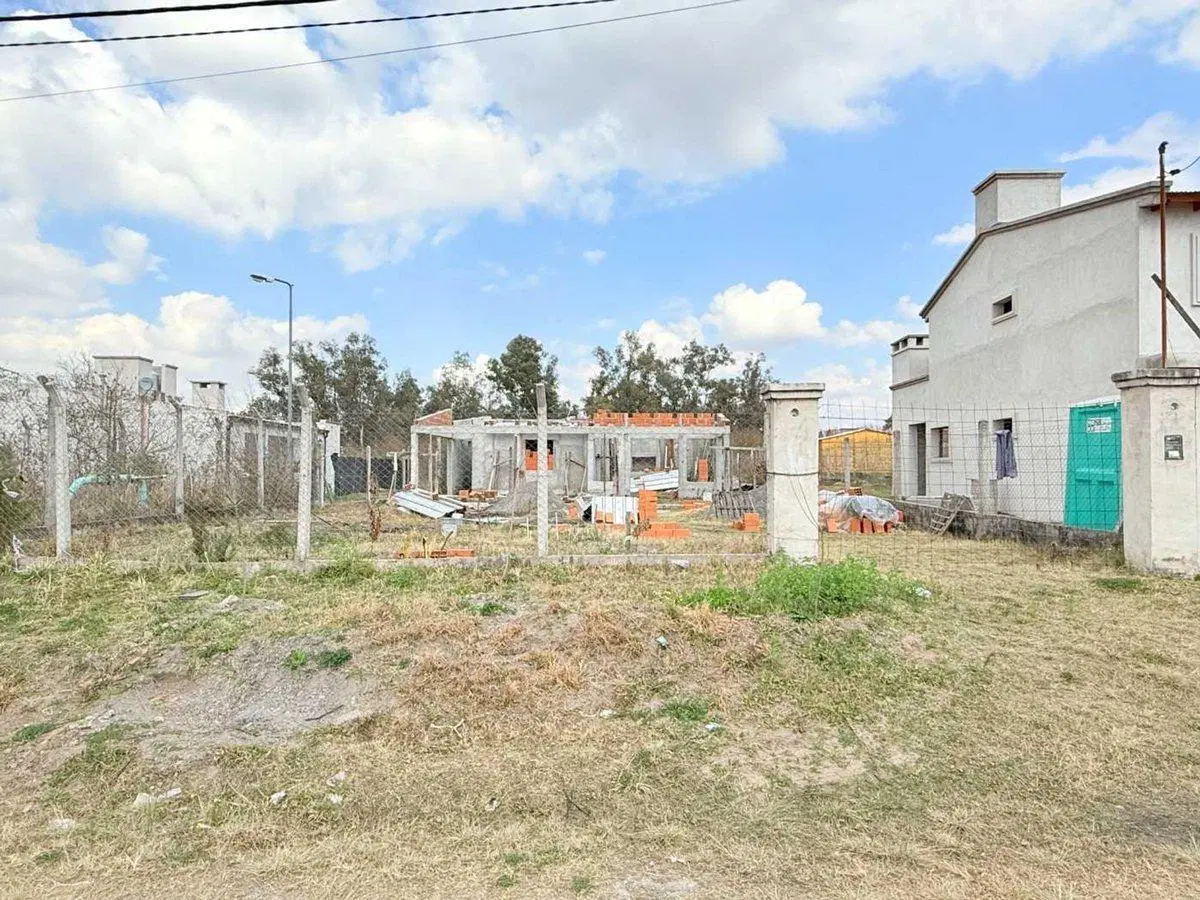 CASA 2 DORM VENTA RETOÑOS DE COLON EN CONTRUCCION 3
