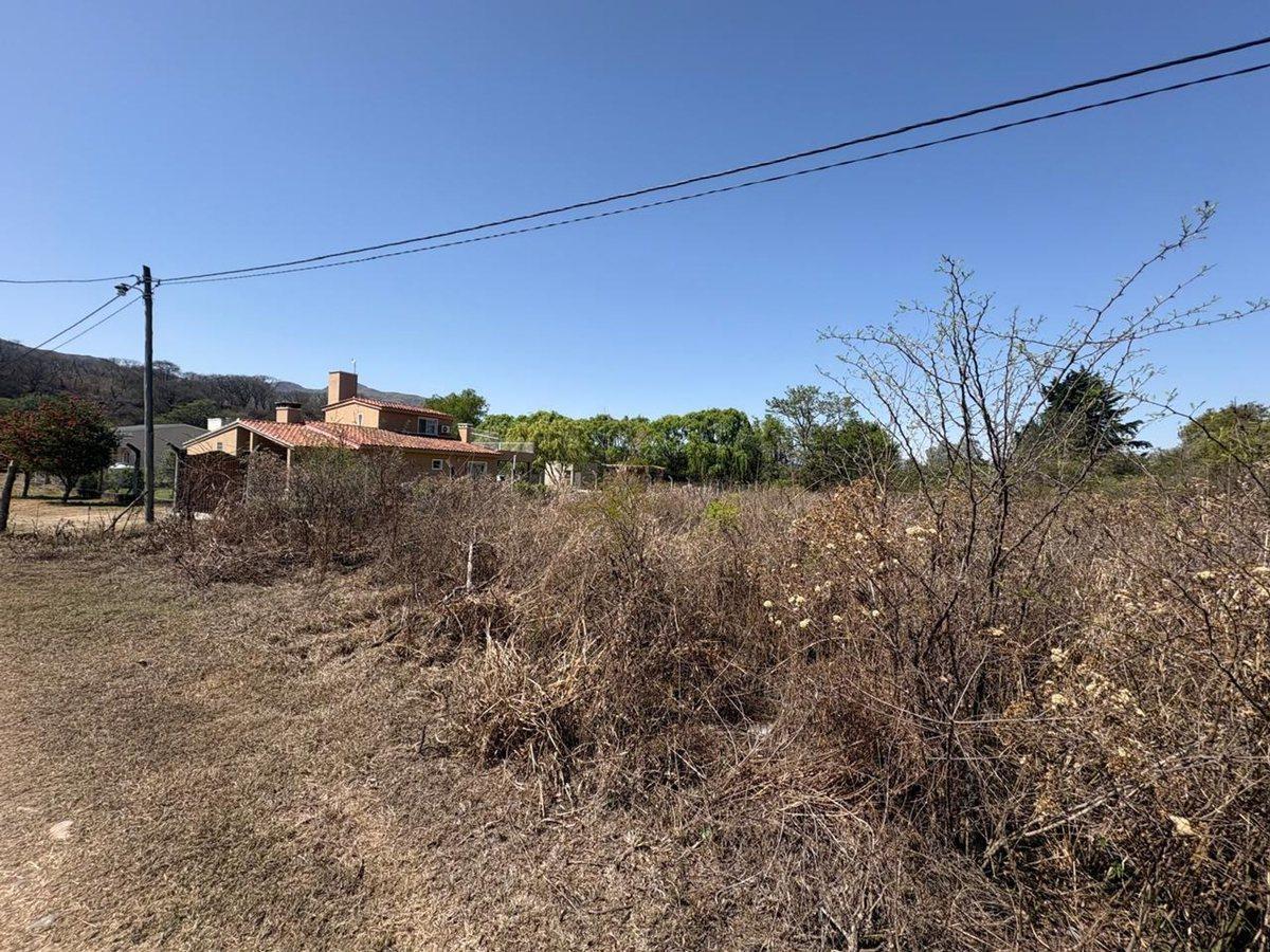 TERRENO VENTA LA CALDERILLA RN 9 SALTA 1726m2