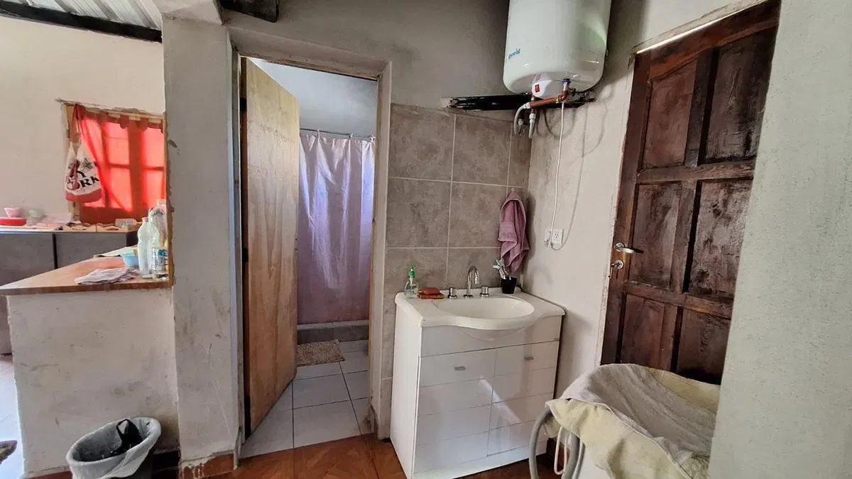 CASA 1 DORMITORIOS VENTA LA CALDERILLA SOBRE RN 9 4