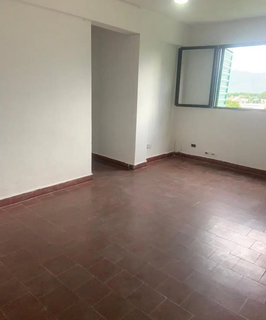 DEPARTAMENTO 2 DORM VENTA B° BANCARIO ZONA SUR 4