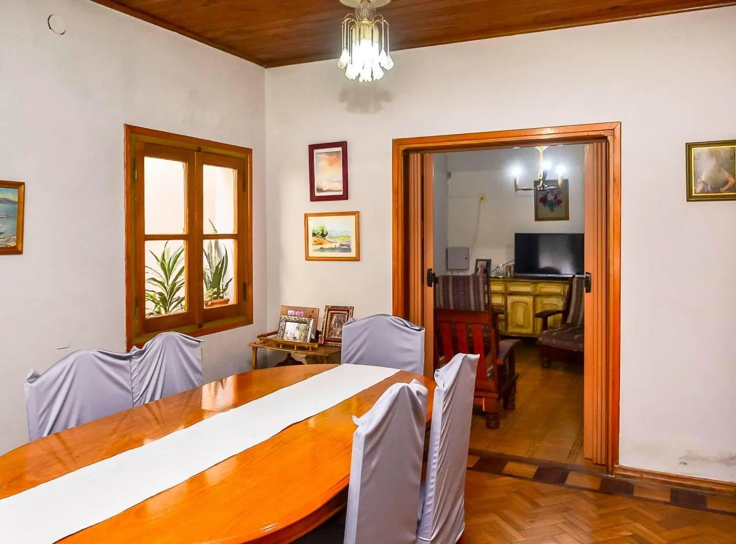 CASA EN VENTA + DEPTO INDEPENDIENTE MACROCENTRO 4