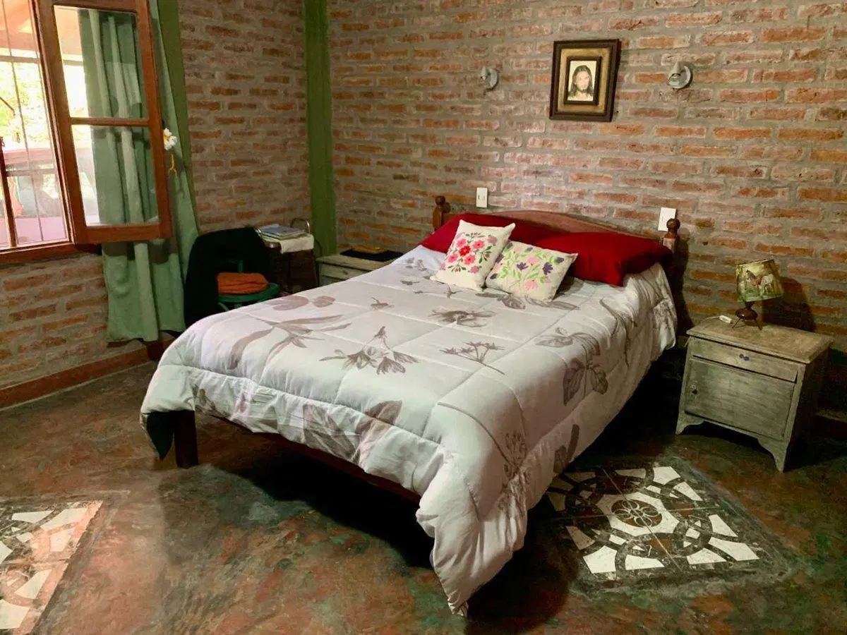 CASA 5 DORMITORIOS VENTA CAMPO QUIJANO CON PILETA 2