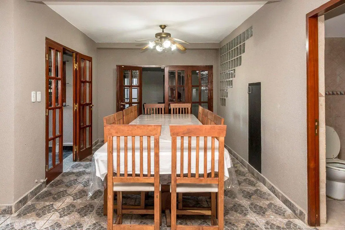 CASA 7 DORMITORIOS VENTA ZONA MACROCENTRO 8