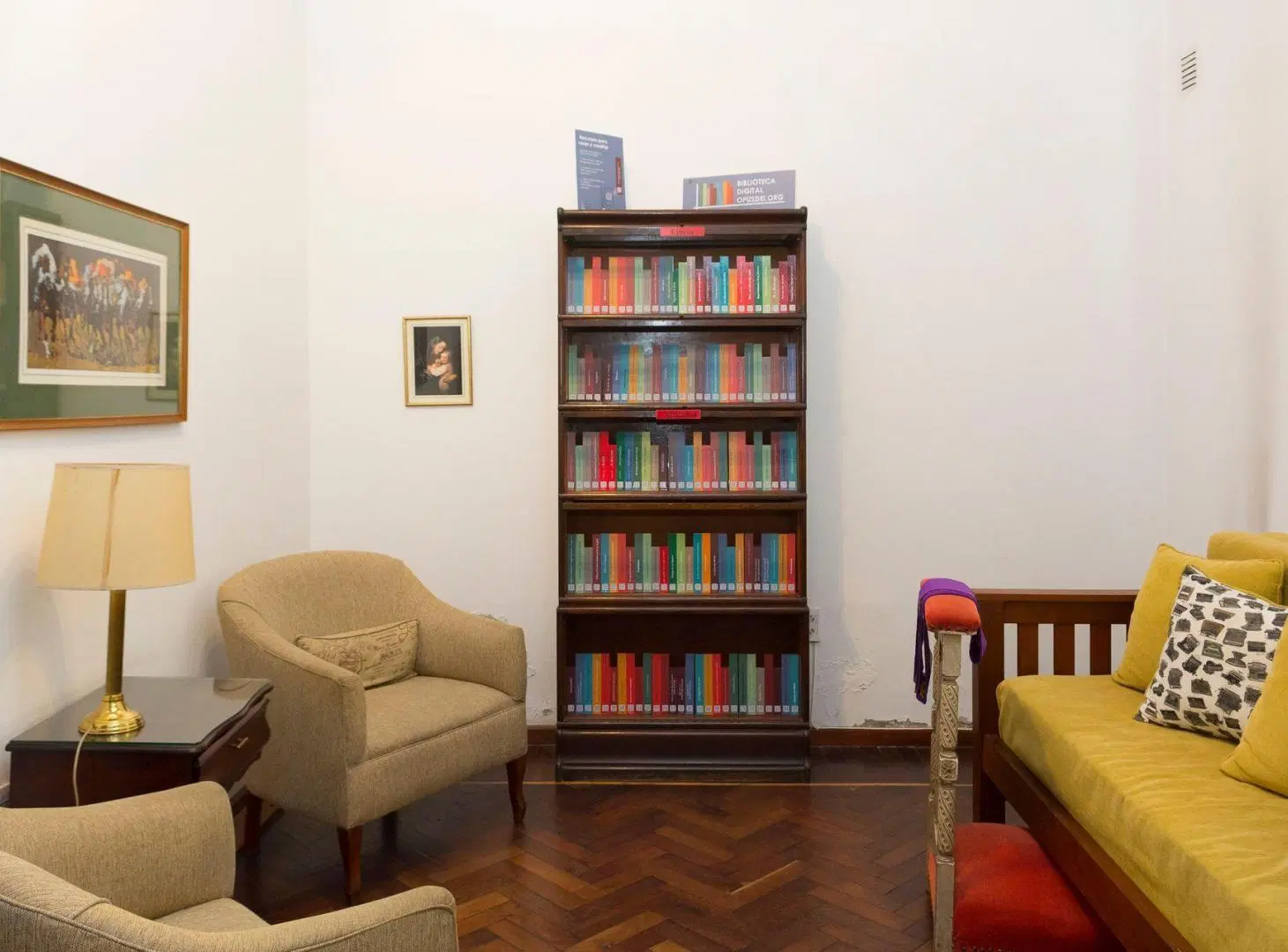 CASA 8 DORMITORIOS VENTA ZONA CENTRO APTO OFICINAS 4