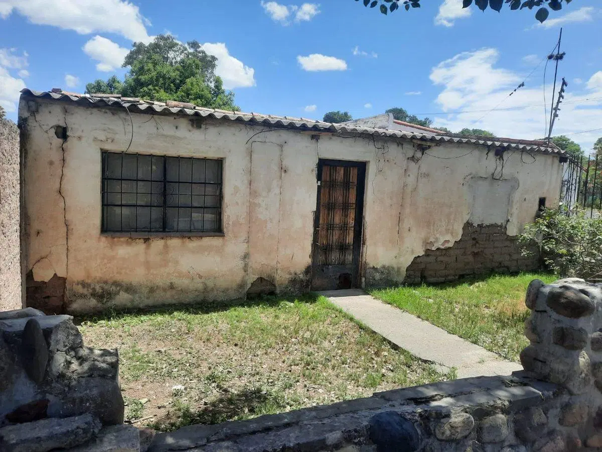 CASA EN VENTA A RECICLAR EN CERRILLOS 3 DORM 2