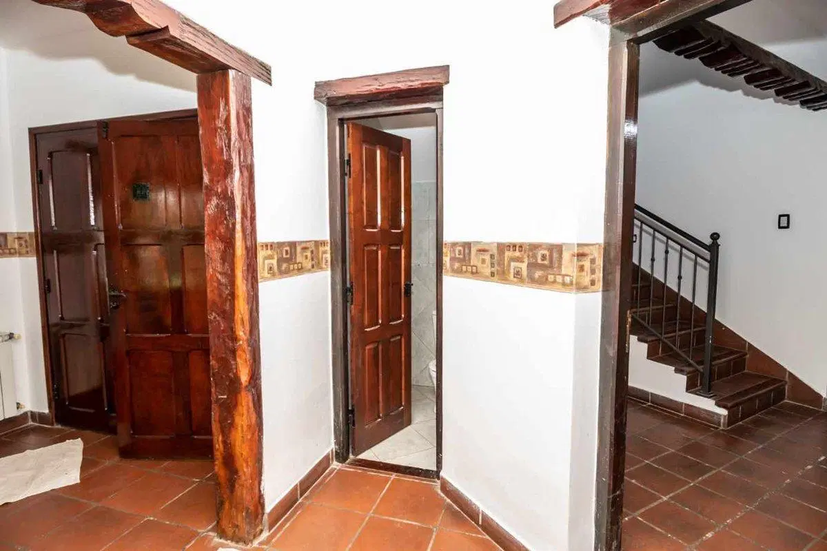 CASA 4 DORMITORIOS ALMUDENA 2000M2 2