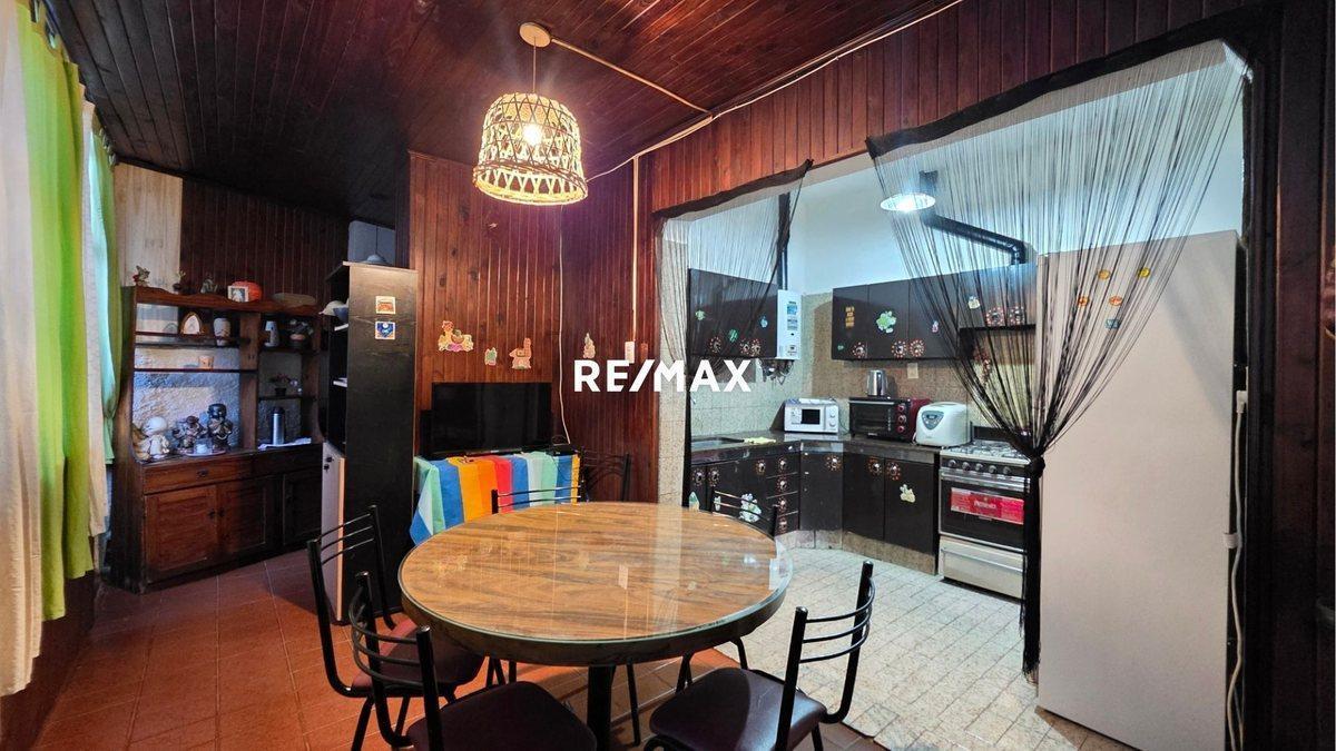 Foto de CASA VENTA AV. SARMIENTO MACROCENTRO 3 DORMITORIOS, imagen 5