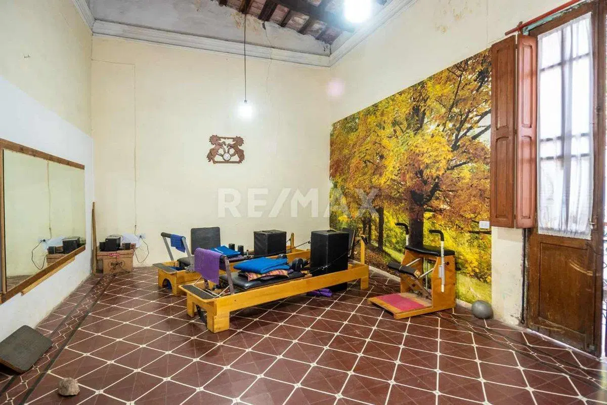 CASA 5 DORMITORIOS VENTA ZONA MACROCENTRO 3