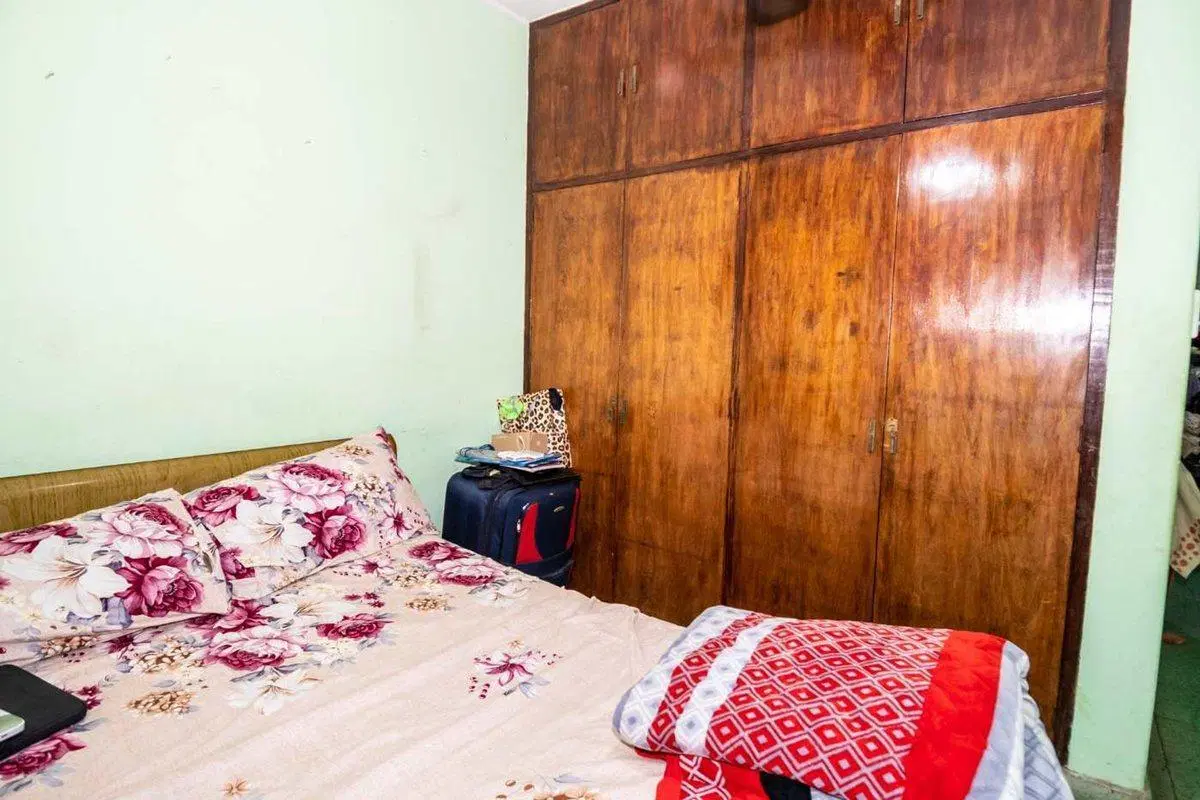 CASA VENTA 5 DORMITORIOS MACROCENTRO 2