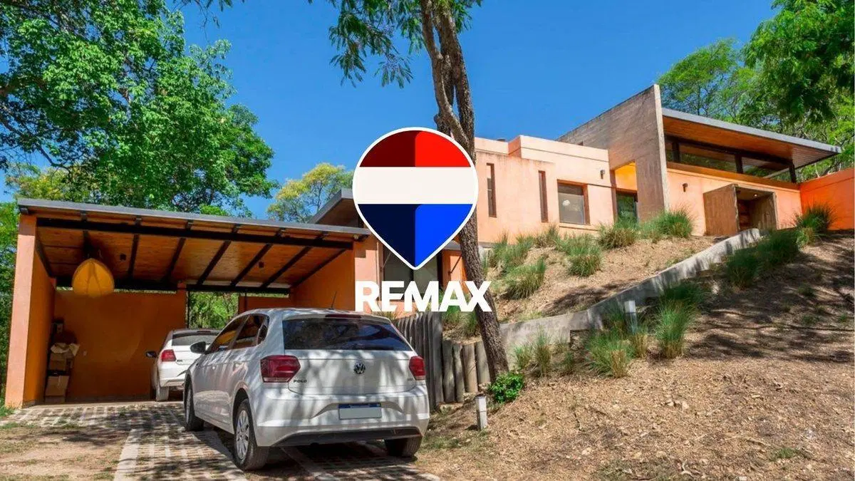CASA EN VENTA VALLE ESCONDIDO APTA CREDITO 2 DORM 2
