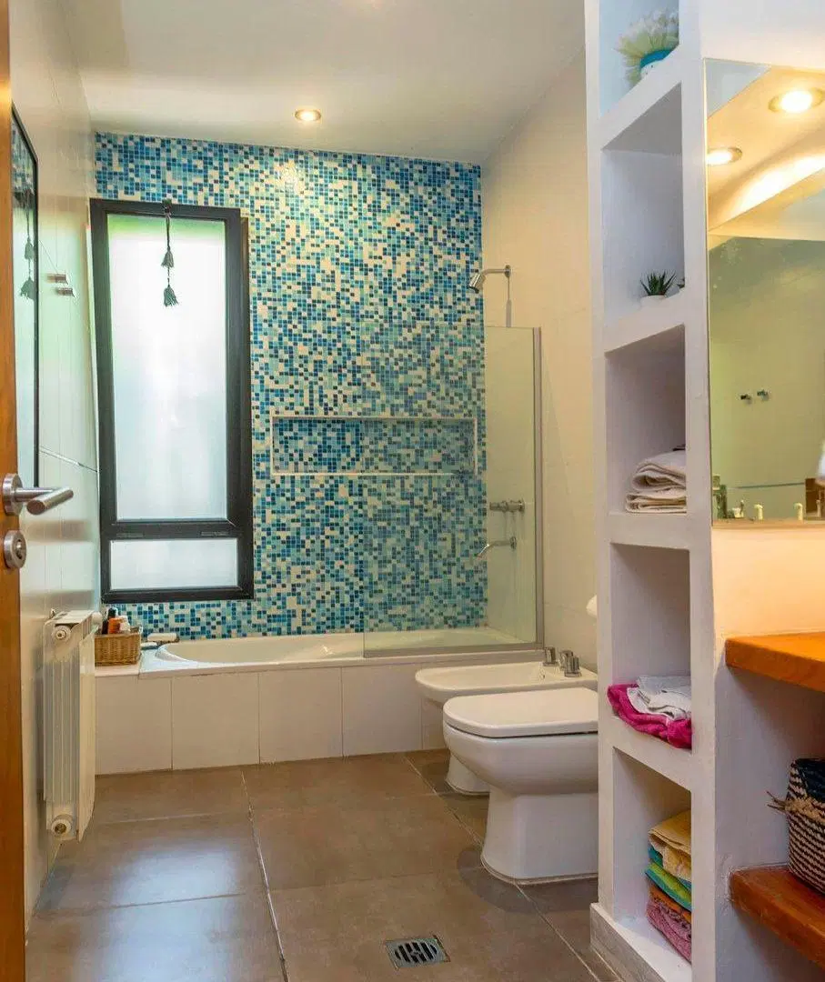 CASA EN VENTA VALLE ESCONDIDO APTA CREDITO 2 DORM 5