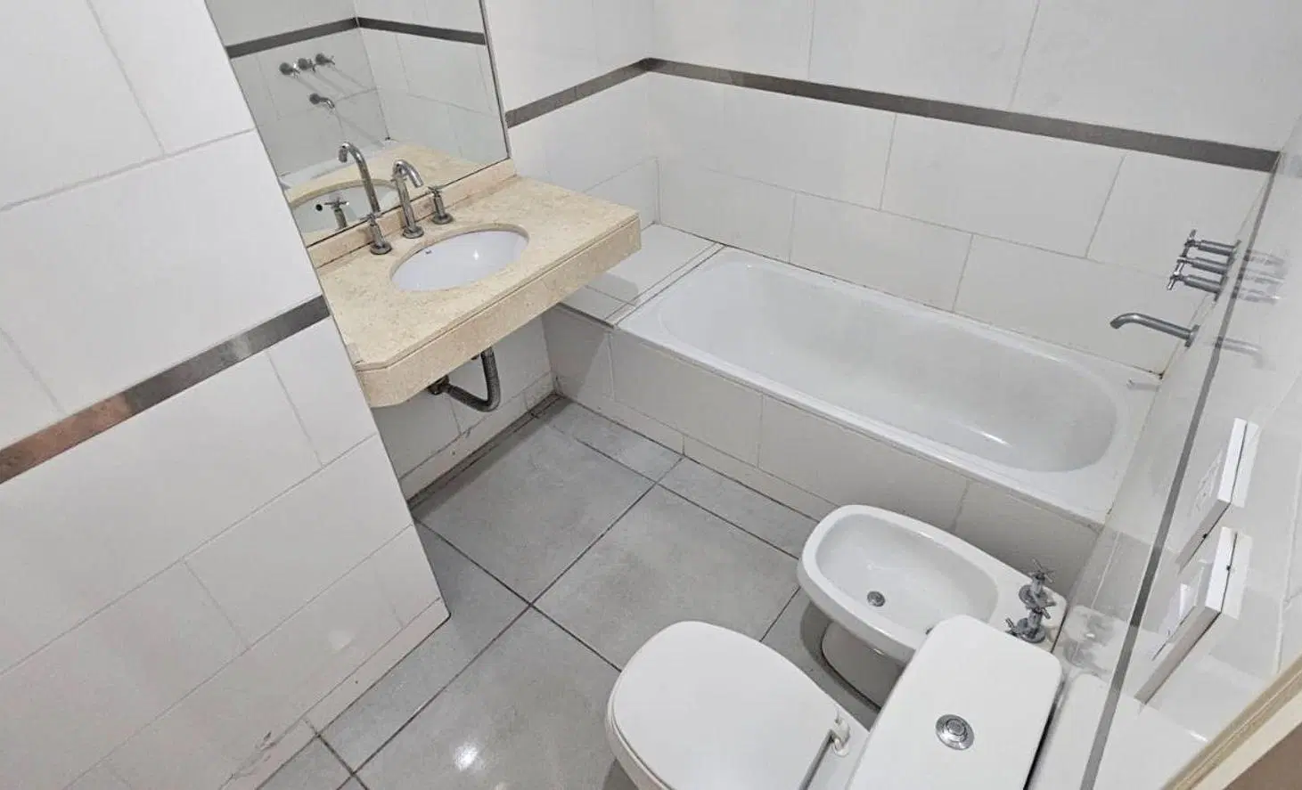 MONOAMBIENTE EN ALQUILER DEAN FUNES 1243 2