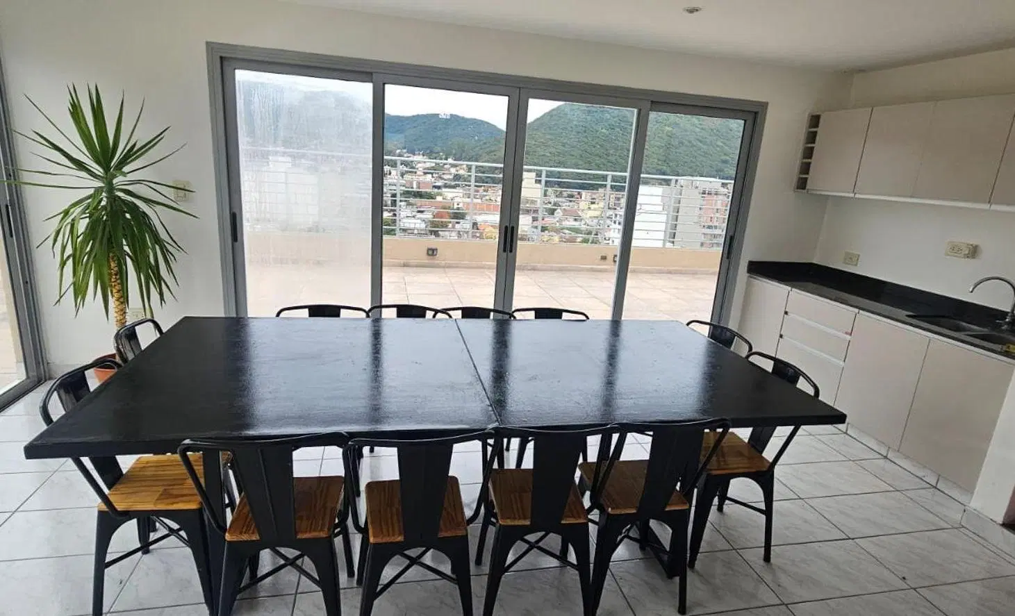 MONOAMBIENTE EN ALQUILER DEAN FUNES 1243 3