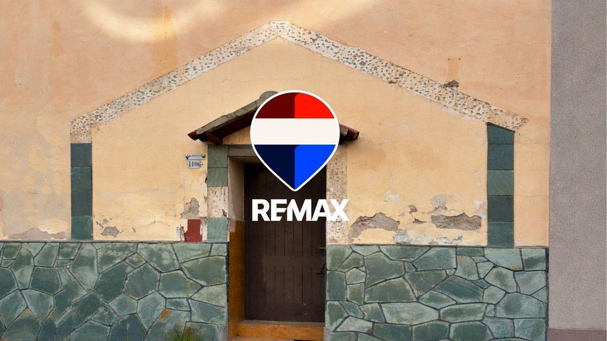 CASA VENTA CENTRO A RECICLAR 3 DORMITORIOS
