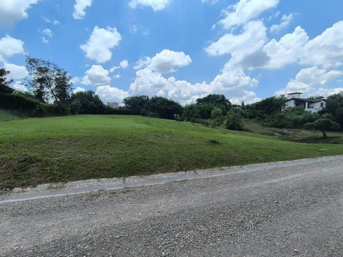 TERRENO EN VENTA CLUB DE CAMPO EL TIPAL 3.740 M2 5