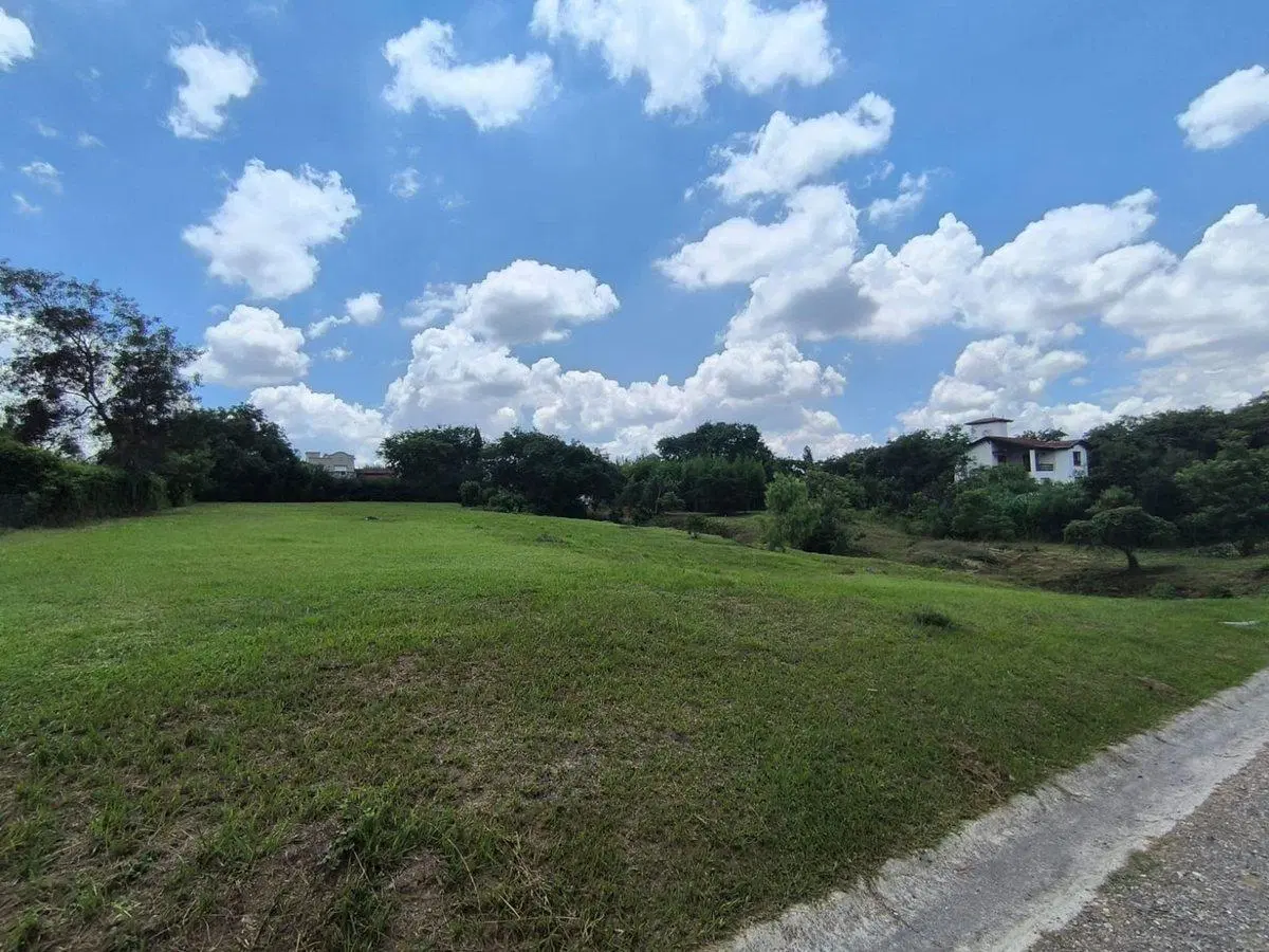 TERRENO EN VENTA CLUB DE CAMPO EL TIPAL 3.740 M2 2