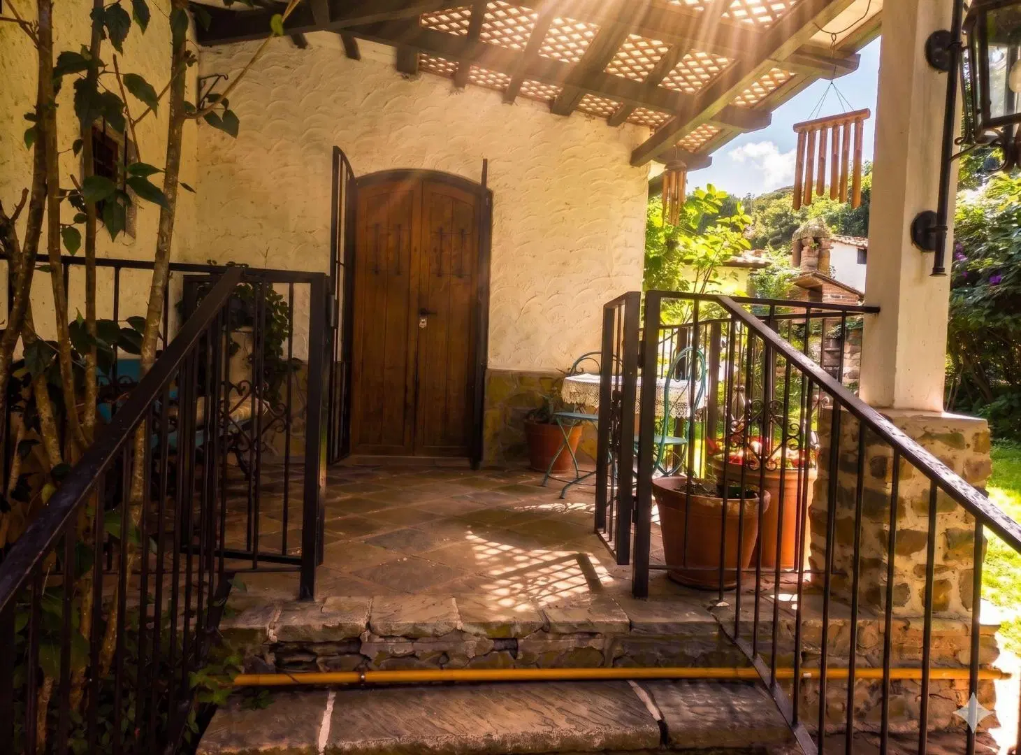 CASA EN ALQUILER VILLA SAN LORENZO 4 DORMITORIOS 3