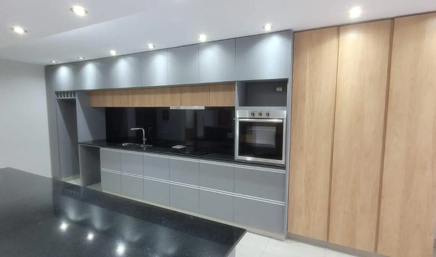 DEPARTAMENTO PISO EN VENTA MACROCENTRO 4
