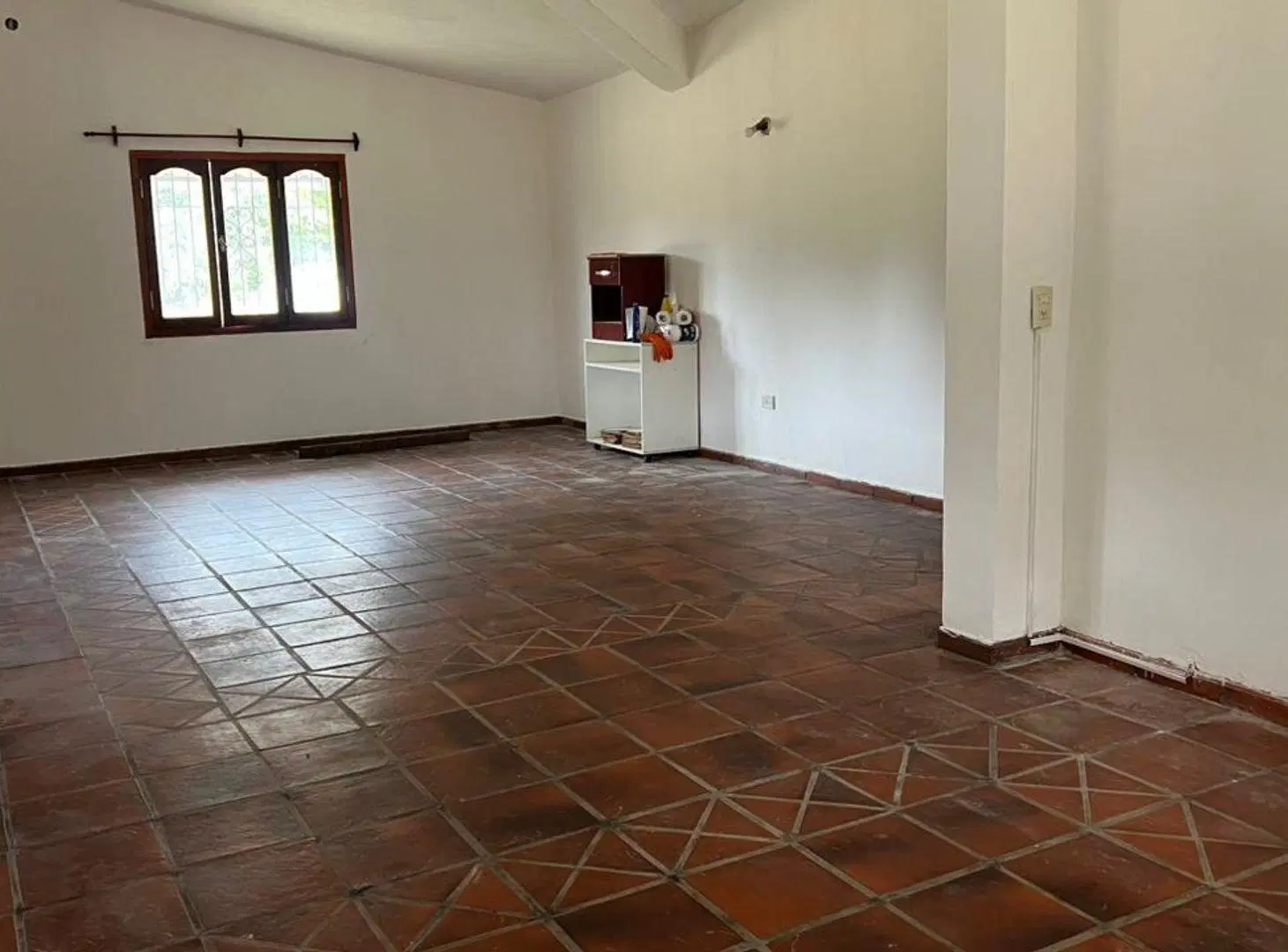 CASA EN VENTA SAN LUIS  4 DORMITORIOS 3
