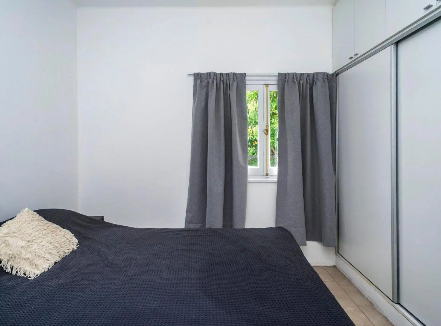 DEPARTAMENTO 5 DORMITORIOS VENTA MACROCENTRO 5