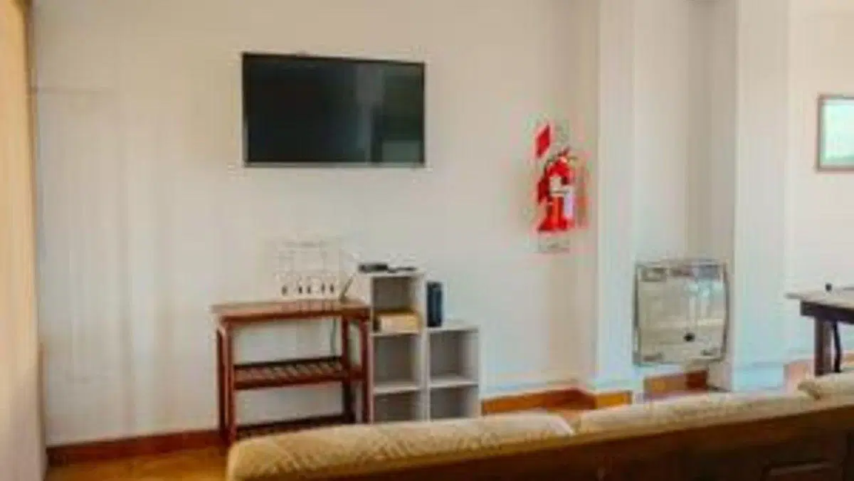 LOCAL COMERCIAL + DUPLEX SOBRE AV. CHILE AL 1000 2