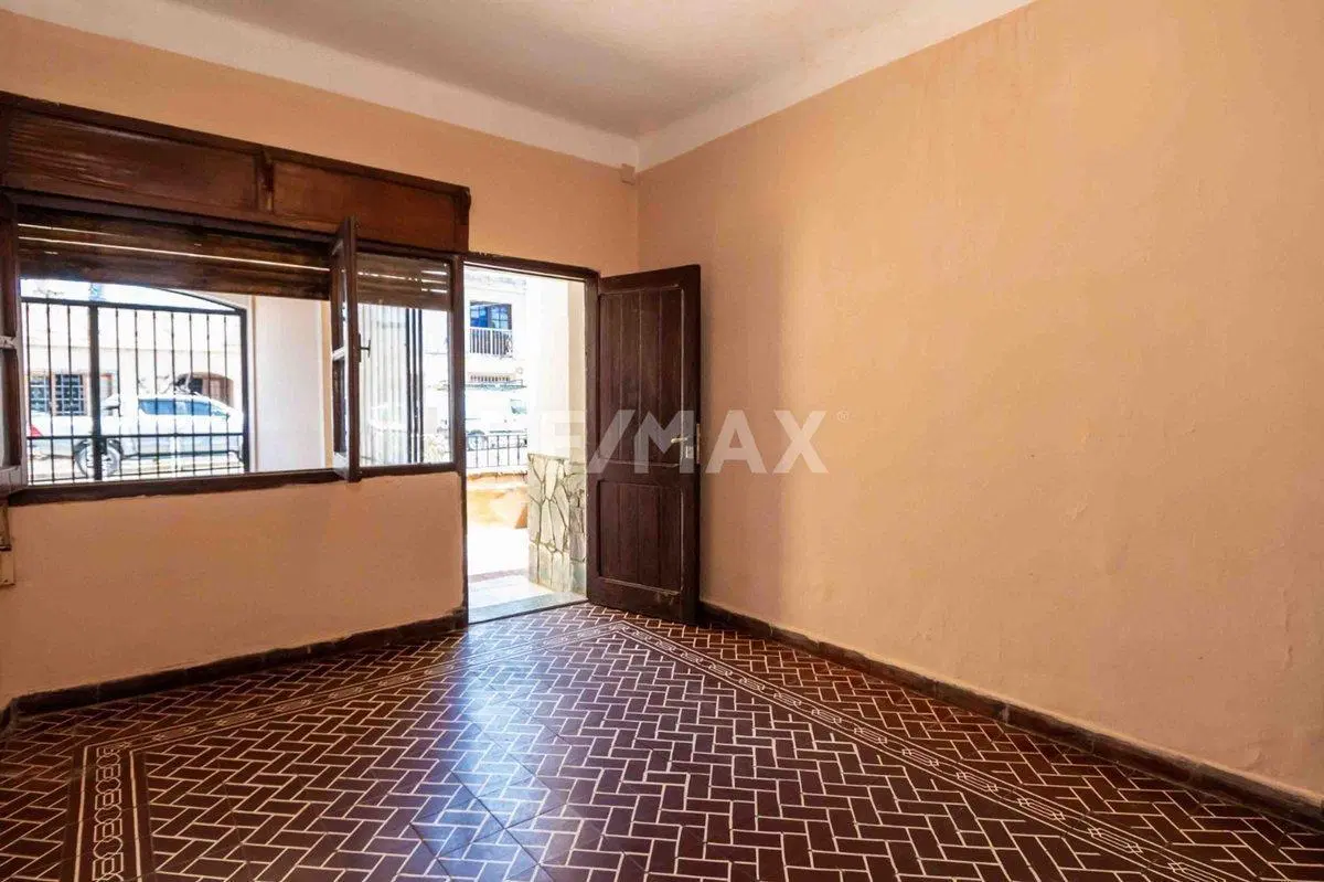 CASA VENTA MACROCENTRO 4 DORMITORIOS 4