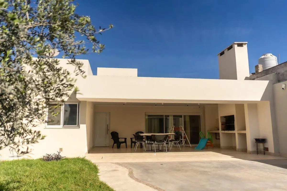 CASA 3 DOR VENTA B° ESTACION ALVARADO APTA CREDITO 5