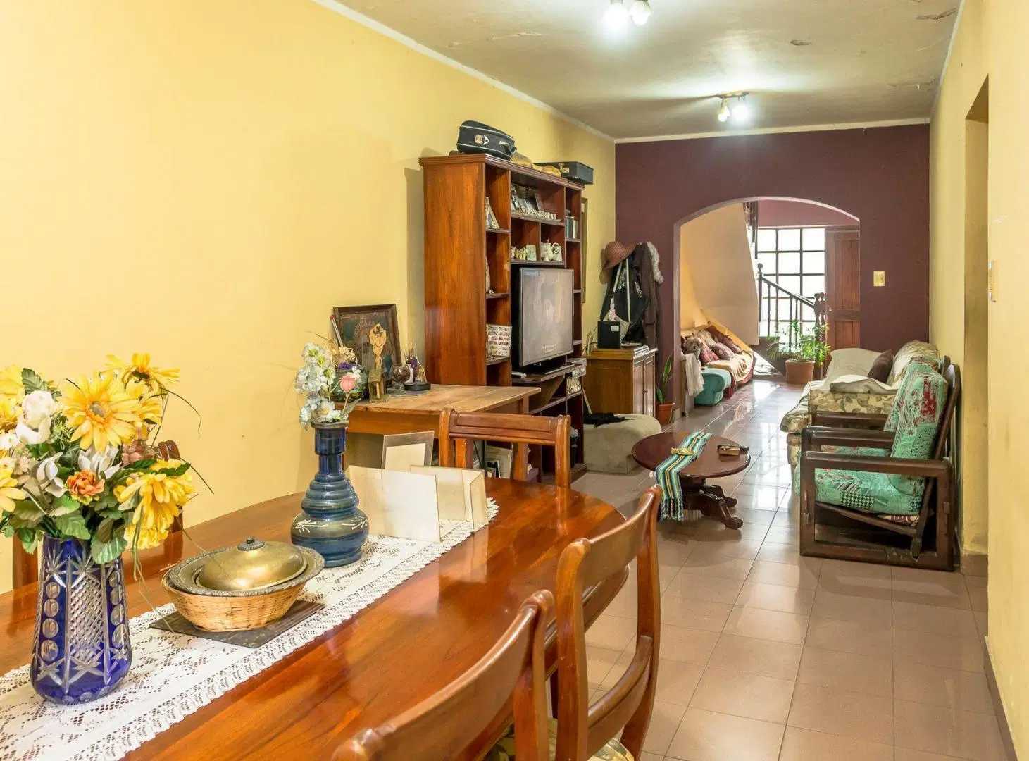 CASA VENTA 4 DORMITORIOS MACROCENTRO CON PILETA 2